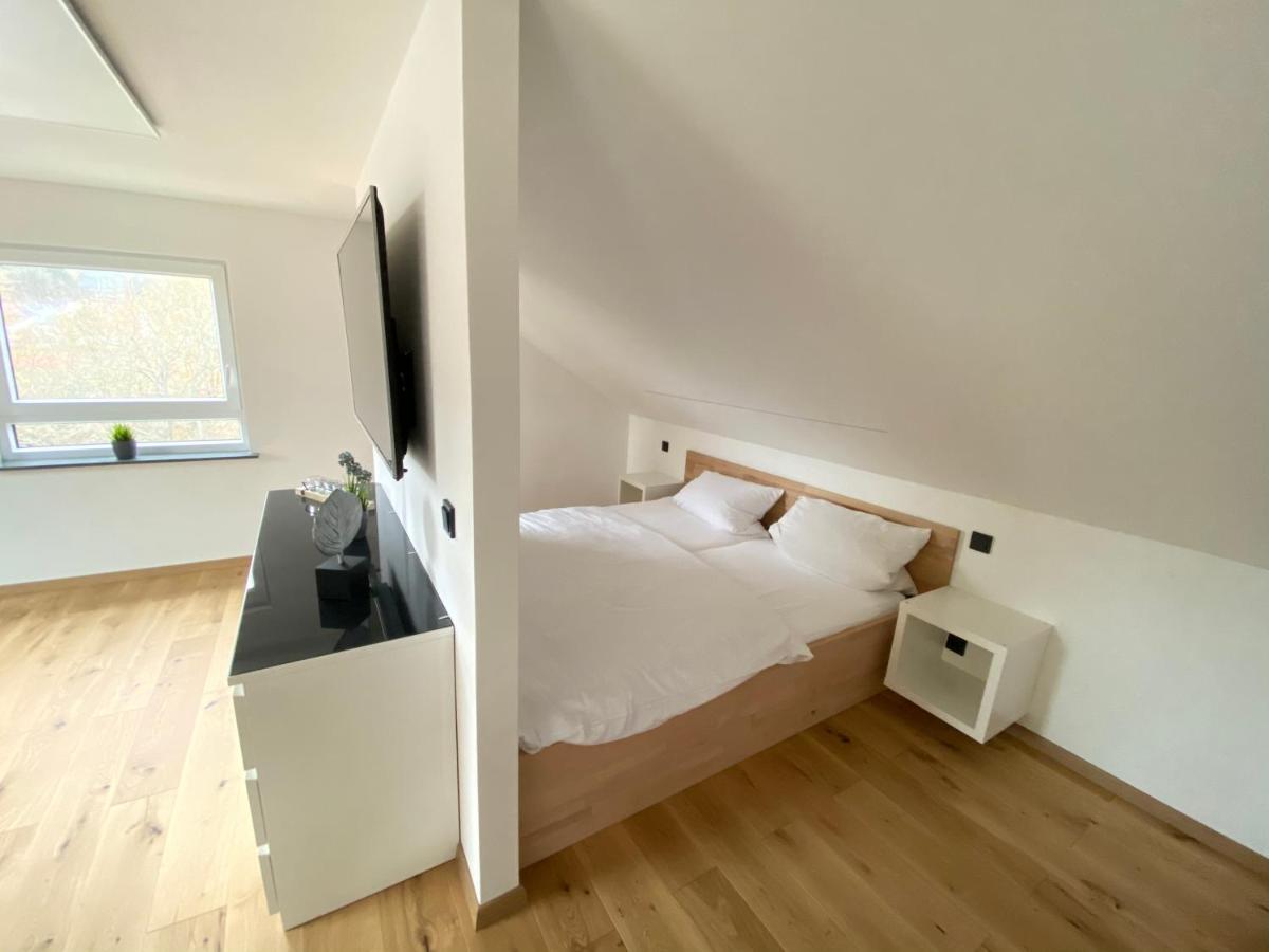 Uraha Apartments 黑措根奥拉赫 外观 照片